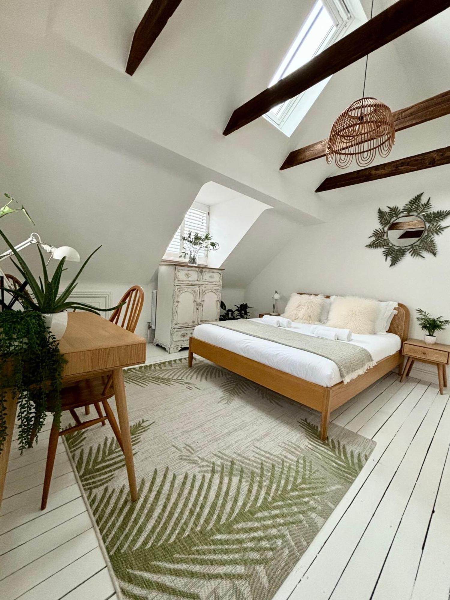 Stunning 3 Bedroom & 2 Bathroom Cottage With Patio Brighton Exterior foto