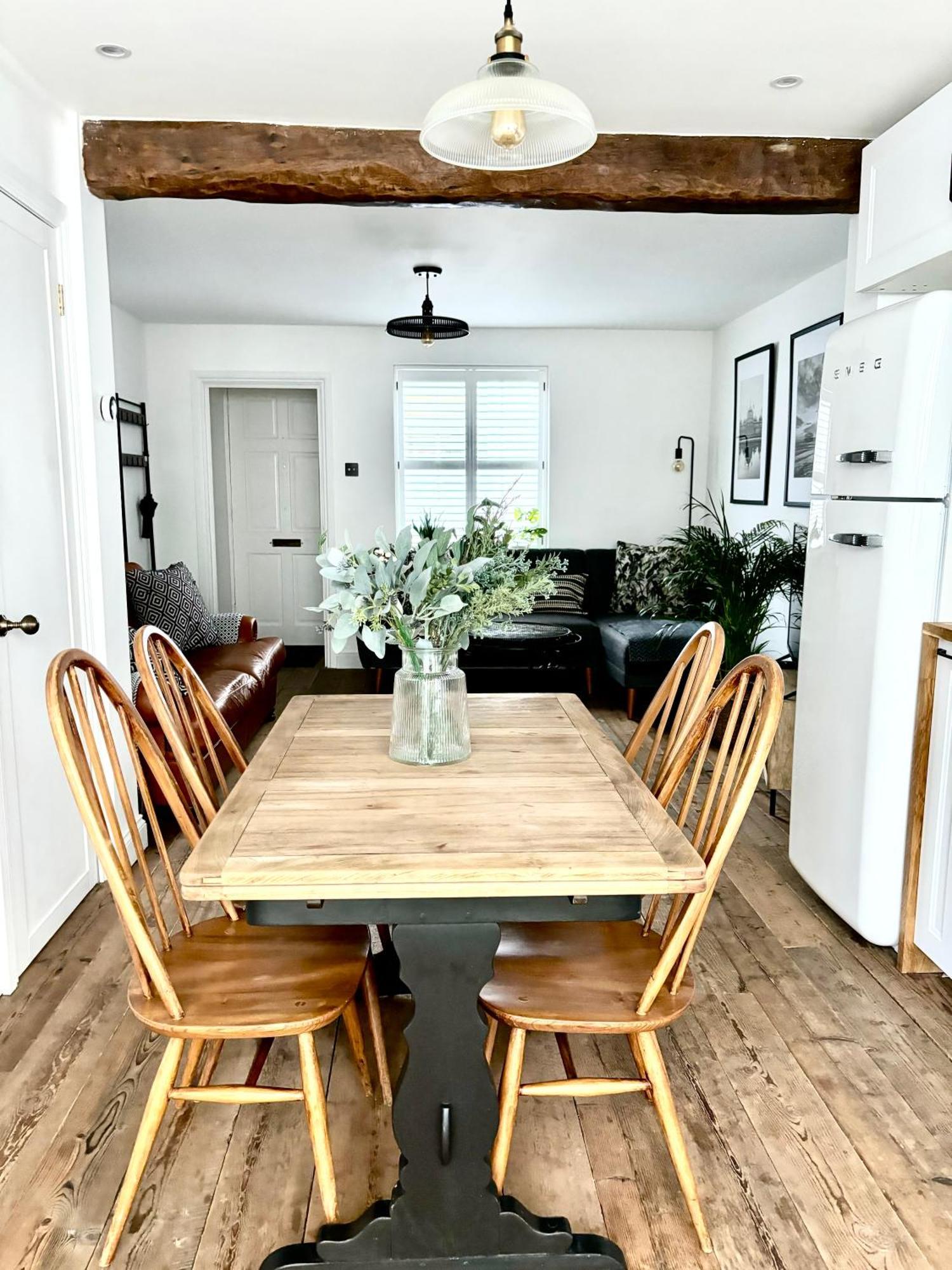 Stunning 3 Bedroom & 2 Bathroom Cottage With Patio Brighton Exterior foto